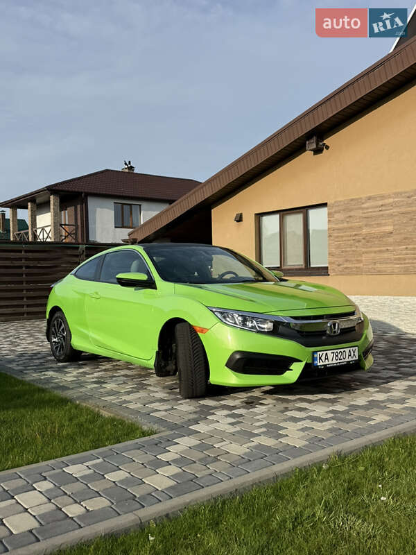 Купе Honda Civic 2016 в Киеве фото Купе Honda Civic 2016 в Киеве