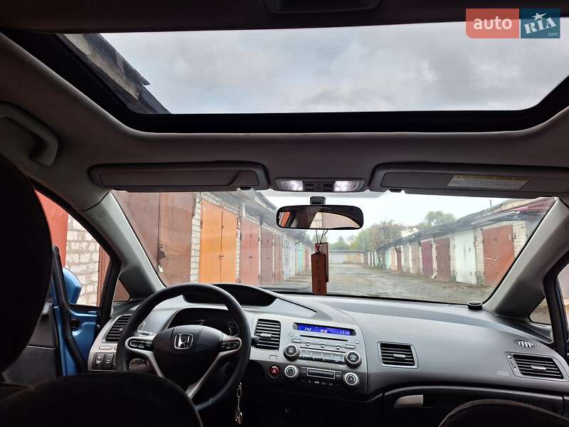 Седан Honda Civic 2007 в Кривому Розі