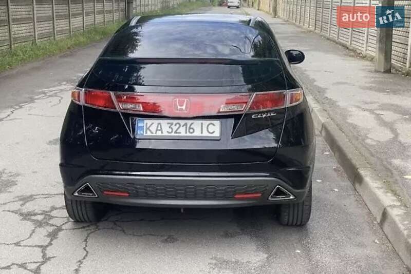 Хэтчбек Honda Civic 2008 в Могилев-Подольске фото 46 Хэтчбек Honda Civic 2008 в Могилев-Подольске