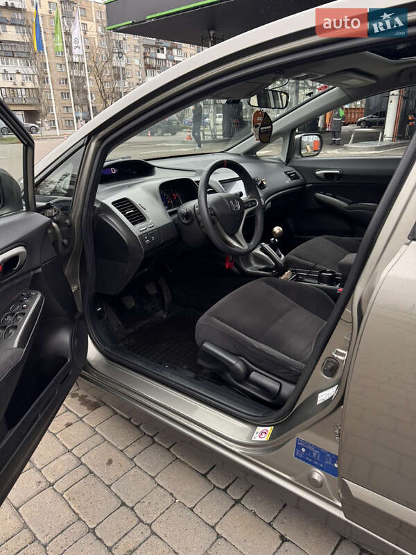 Седан Honda Civic 2007 в Киеве фото 6 Седан Honda Civic 2007 в Киеве