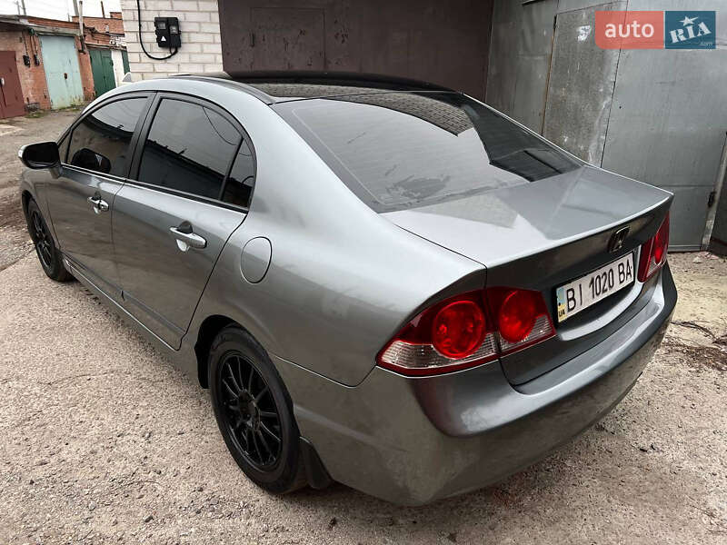 Седан Honda Civic 2008 в Полтаві
