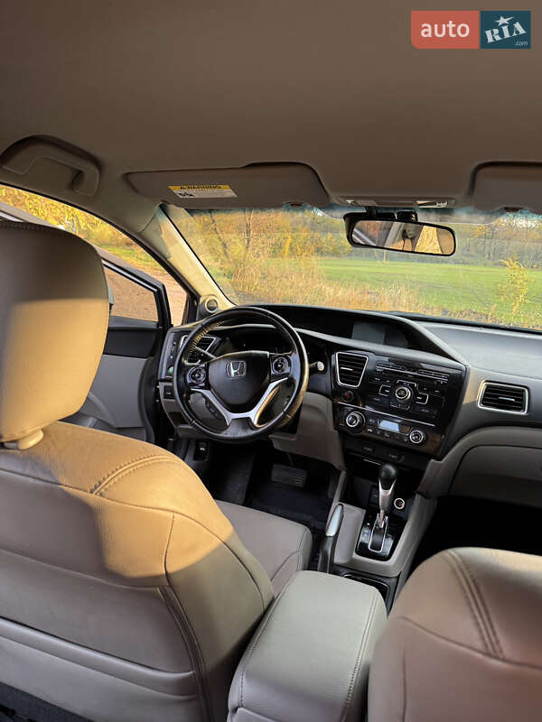 Седан Honda Civic 2013 в Києві