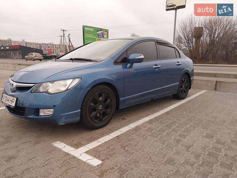 Седан Honda Civic 2007 в Киеве