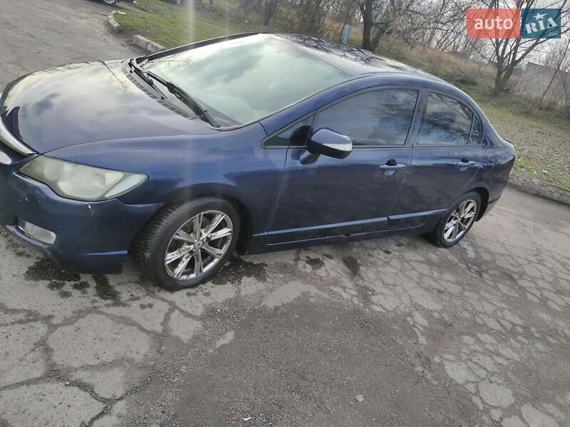 Седан Honda Civic 2007 в Харькове