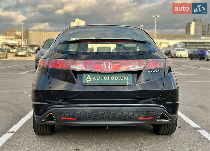 Хэтчбек Honda Civic 2008 в Киеве