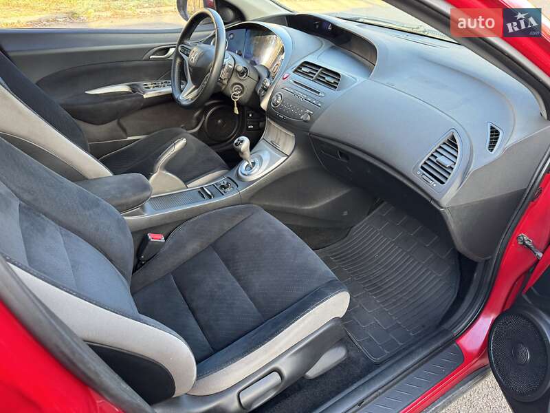 Хетчбек Honda Civic 2006 в Києві