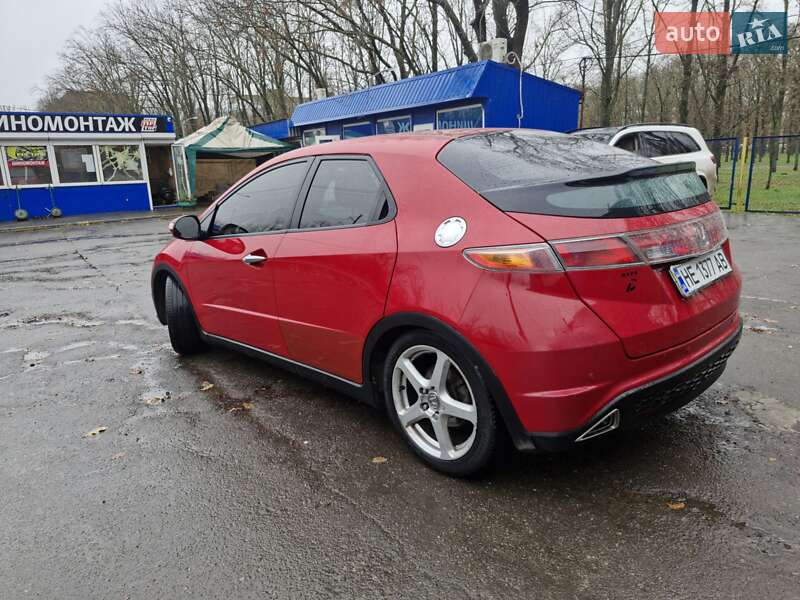 Хэтчбек Honda Civic 2007 в Николаеве фото 8 Хэтчбек Honda Civic 2007 в Николаеве