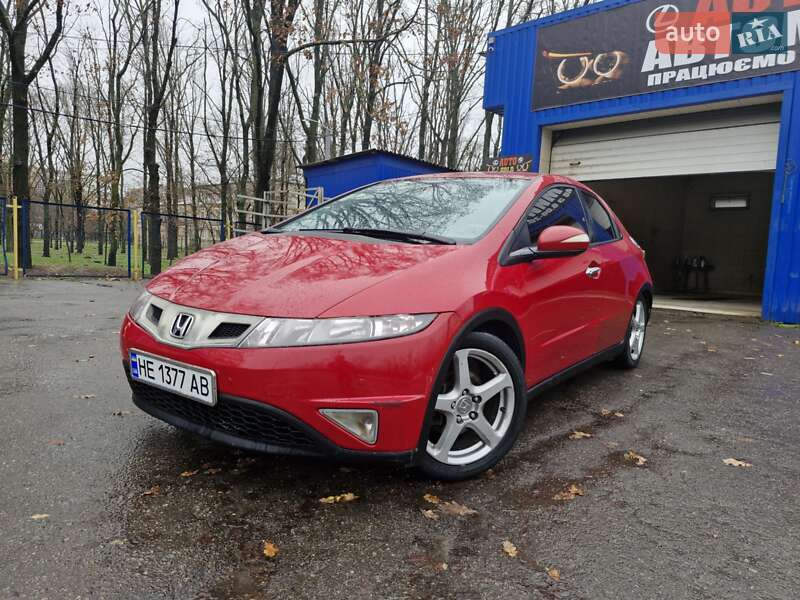 Хэтчбек Honda Civic 2007 в Николаеве фото Хэтчбек Honda Civic 2007 в Николаеве