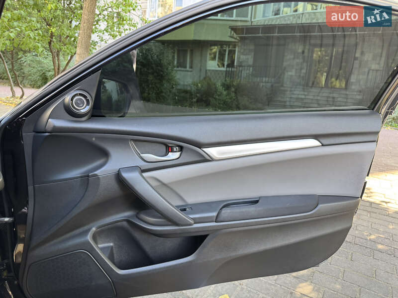 Купе Honda Civic 2016 в Софіївській Борщагівці