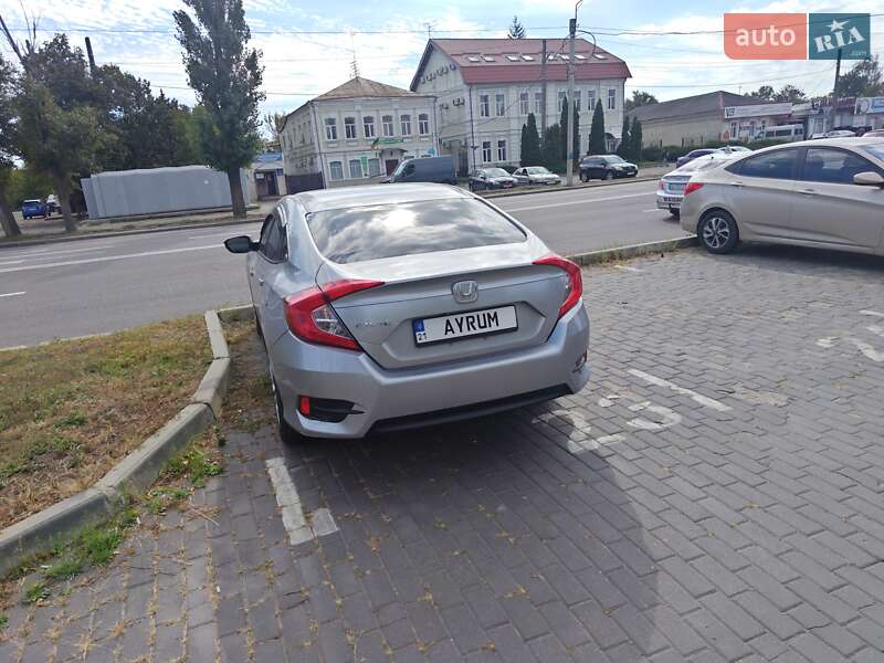 Седан Honda Civic 2017 в Харькове
