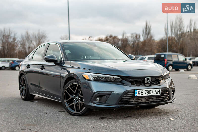 Хэтчбек Honda Civic 2022 в Днепре