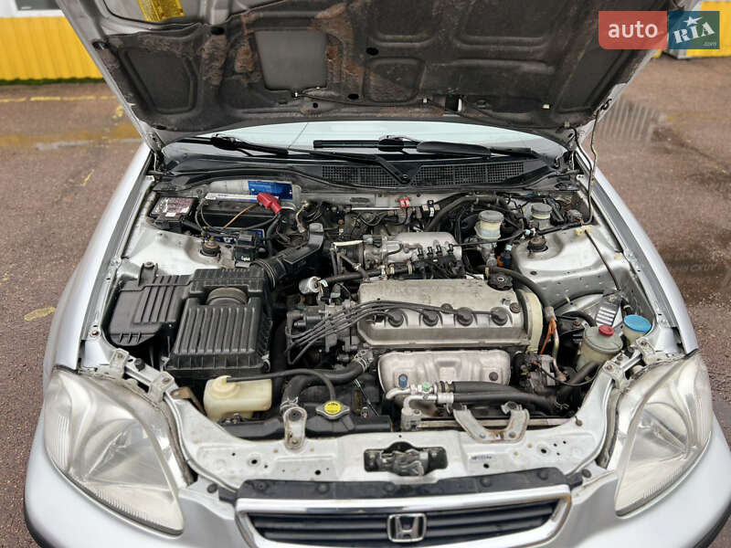 Седан Honda Civic 1997 в Житомире