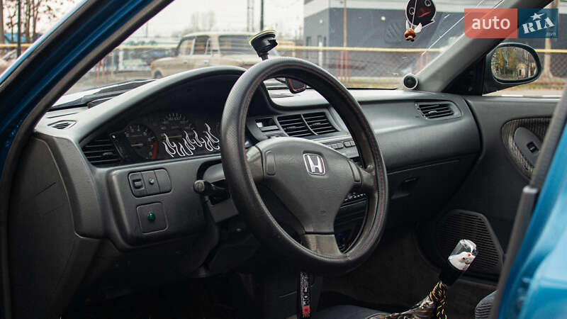 Седан Honda Civic 1994 в Одесі
