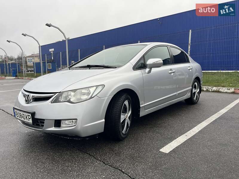 Седан Honda Civic 2008 в Виннице