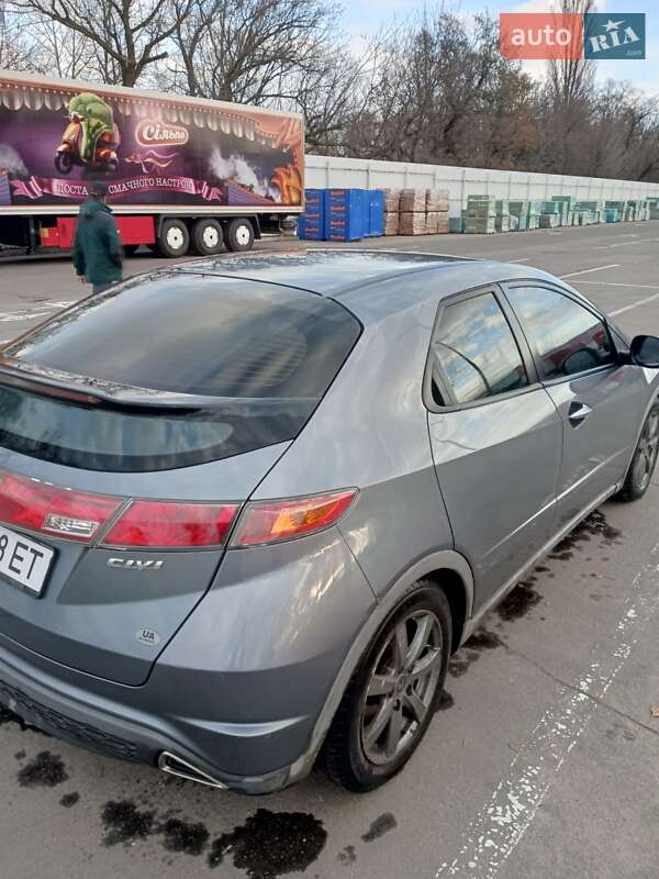 Хетчбек Honda Civic 2006 в Кременчуці