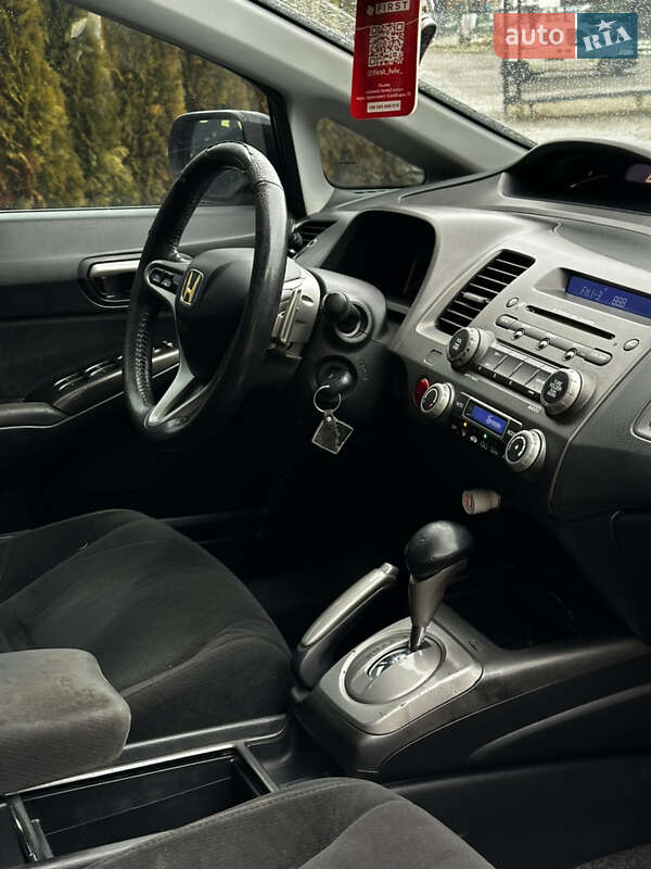 Седан Honda Civic 2008 в Львове