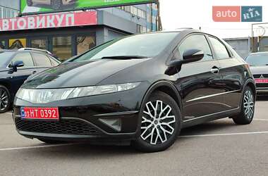 Хэтчбек Honda Civic 2008 в Киеве