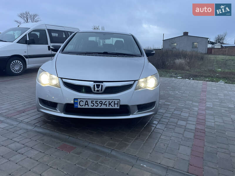 Седан Honda Civic 2011 в Звенигородке