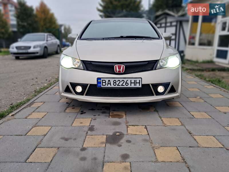 Седан Honda Civic 2006 в Буче