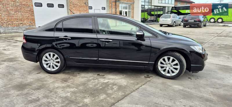 Седан Honda Civic 2009 в Калуші