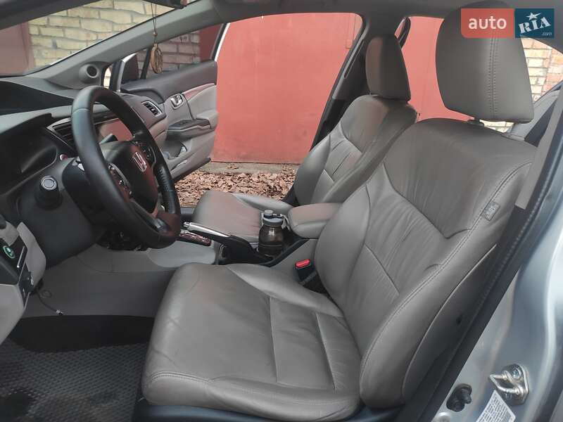 Седан Honda Civic 2014 в Киеве фото 9 Седан Honda Civic 2014 в Киеве