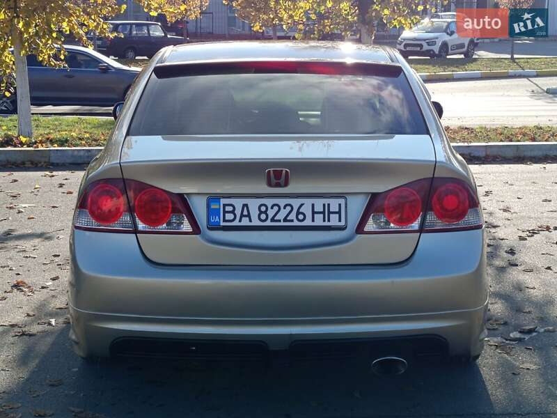 Седан Honda Civic 2006 в Буче