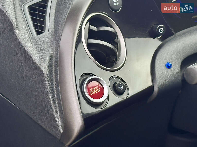 Хэтчбек Honda Civic 2008 в Киеве фото 30 Хэтчбек Honda Civic 2008 в Киеве