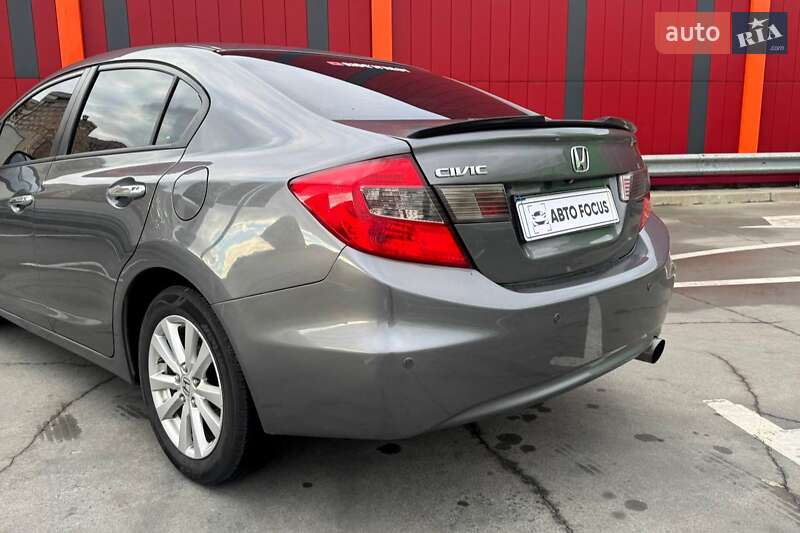 Седан Honda Civic 2012 в Києві
