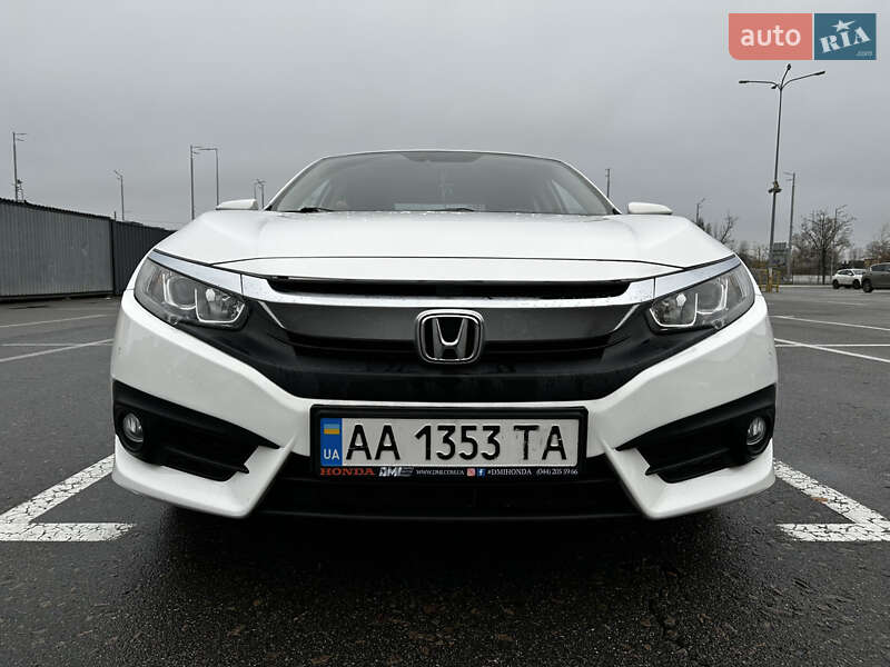 Седан Honda Civic 2017 в Киеве