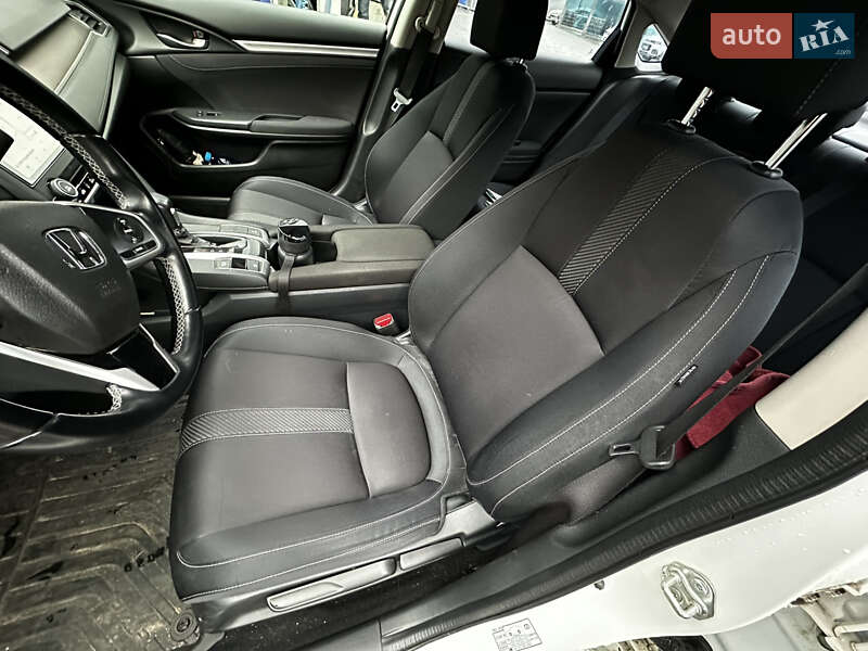 Седан Honda Civic 2017 в Киеве