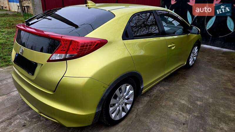 Хэтчбек Honda Civic 2012 в Червоногригорьевцы
