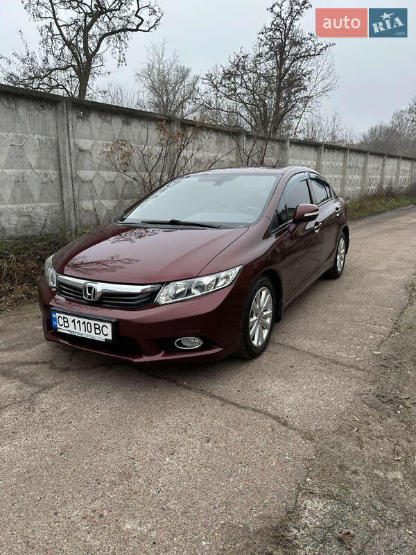 Седан Honda Civic 2012 в Чернігові