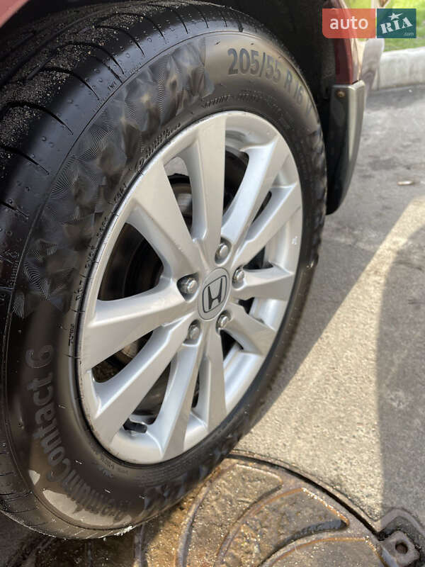 Седан Honda Civic 2012 в Чернігові