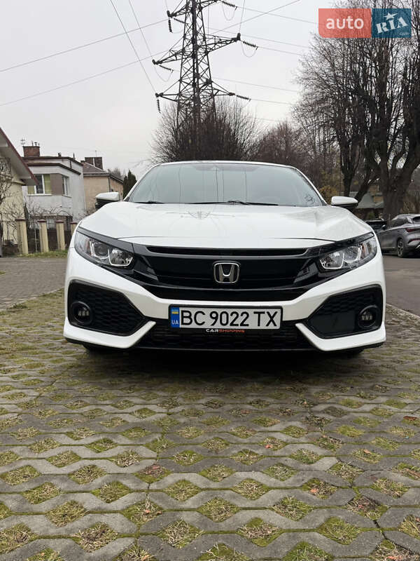 Хэтчбек Honda Civic 2019 в Львове
