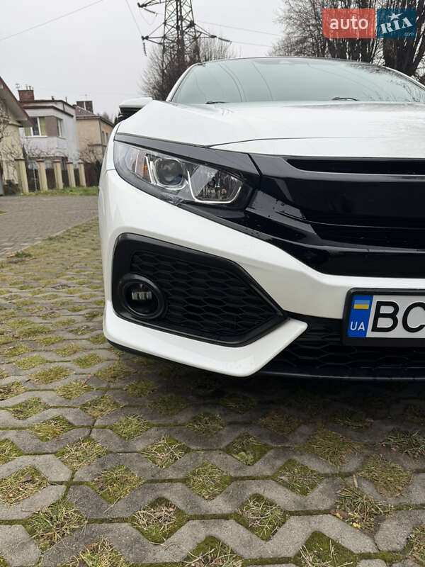 Хэтчбек Honda Civic 2019 в Львове