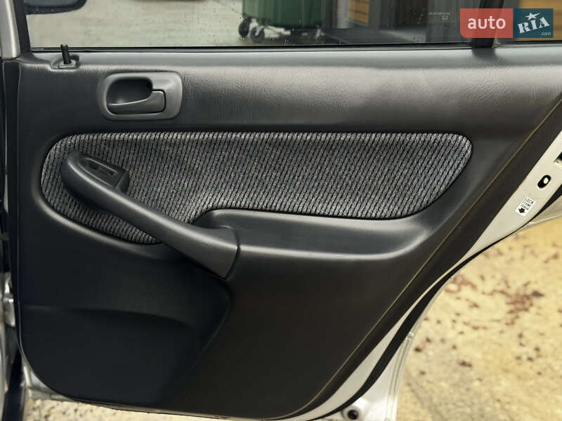 Седан Honda Civic 1997 в Житомире фото 40 Седан Honda Civic 1997 в Житомире