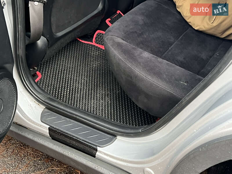 Хэтчбек Honda Civic 2007 в Киеве