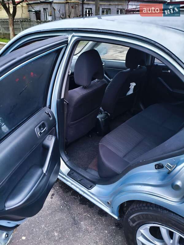 Седан Honda Civic 2004 в Царичанці