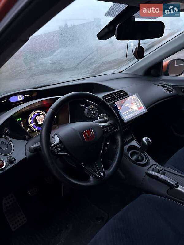 Хетчбек Honda Civic 2008 в Чернівцях