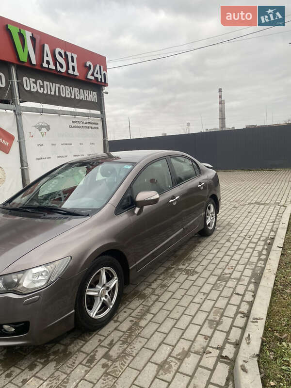 Седан Honda Civic 2009 в Здолбуніві