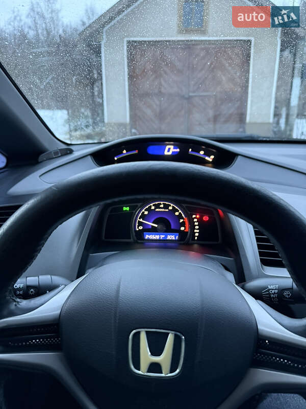 Седан Honda Civic 2007 в Кицмани