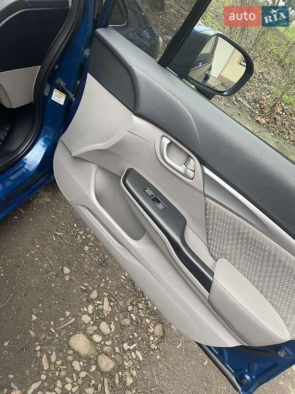 Седан Honda Civic 2015 в Ивано-Франковске фото 24 Седан Honda Civic 2015 в Ивано-Франковске