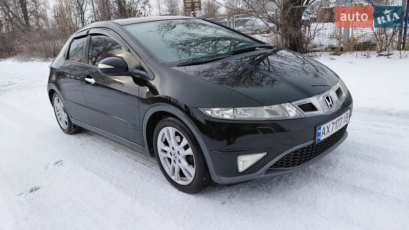 Хетчбек Honda Civic 2010 в Харкові