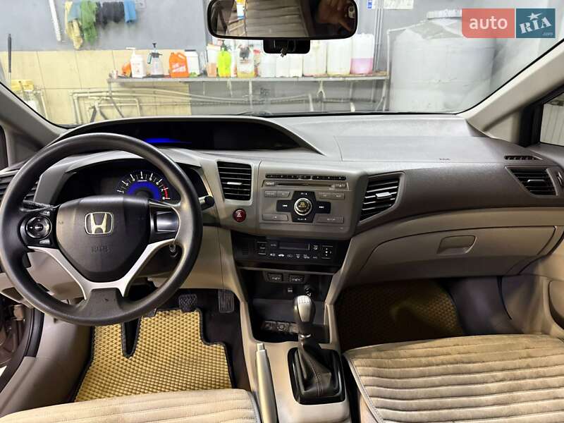 Седан Honda Civic 2012 в Дніпрі фото 21 Седан Honda Civic 2012 в Дніпрі