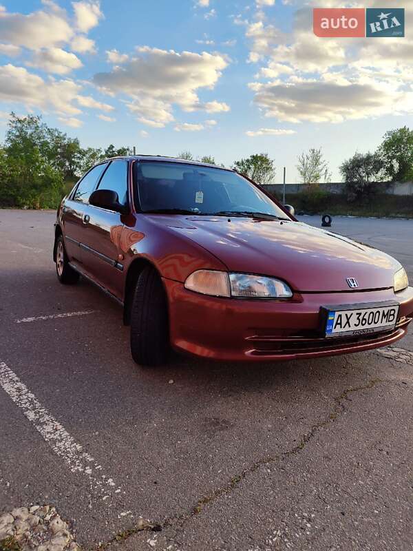 Седан Honda Civic 1993 в Харькове