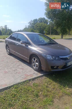 Седан Honda Civic 2009 в Решетиловке
