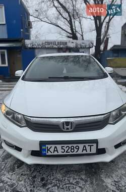 Седан Honda Civic 2012 в Києві