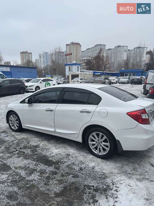 Седан Honda Civic 2012 в Києві