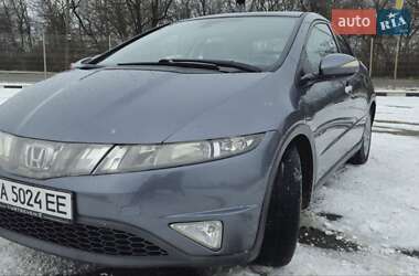 Хэтчбек Honda Civic 2006 в Одессе