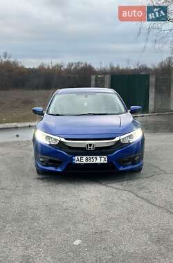 Седан Honda Civic 2016 в Каменском
